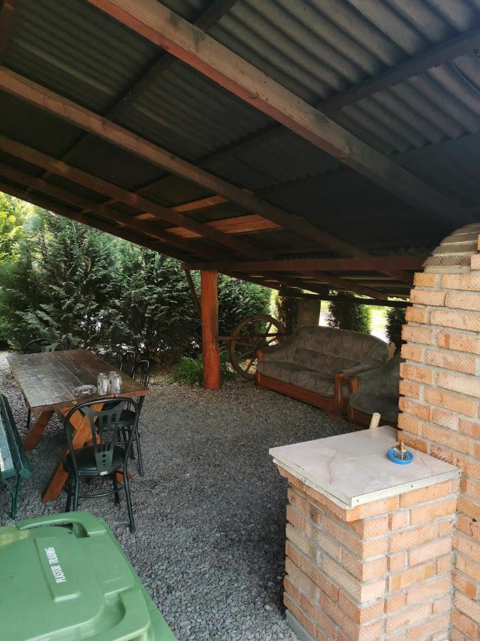 The Wooden House Villa Moldovenesti Exterior photo
